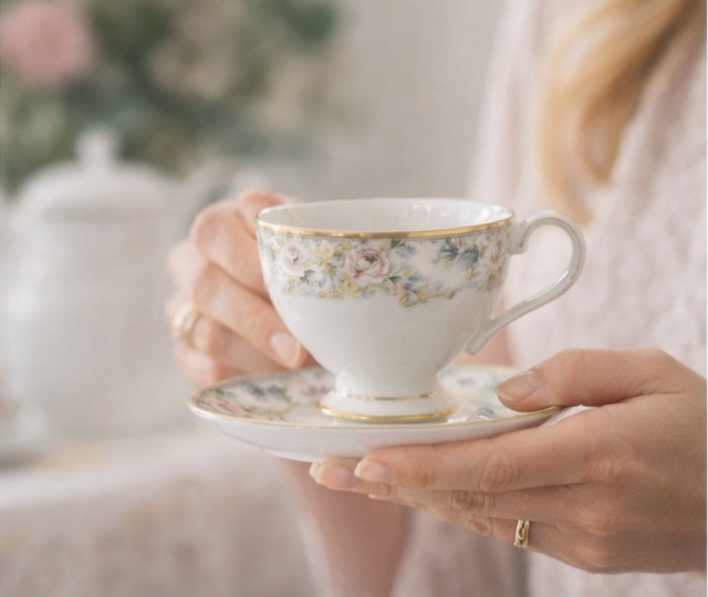 afternoon tea manners